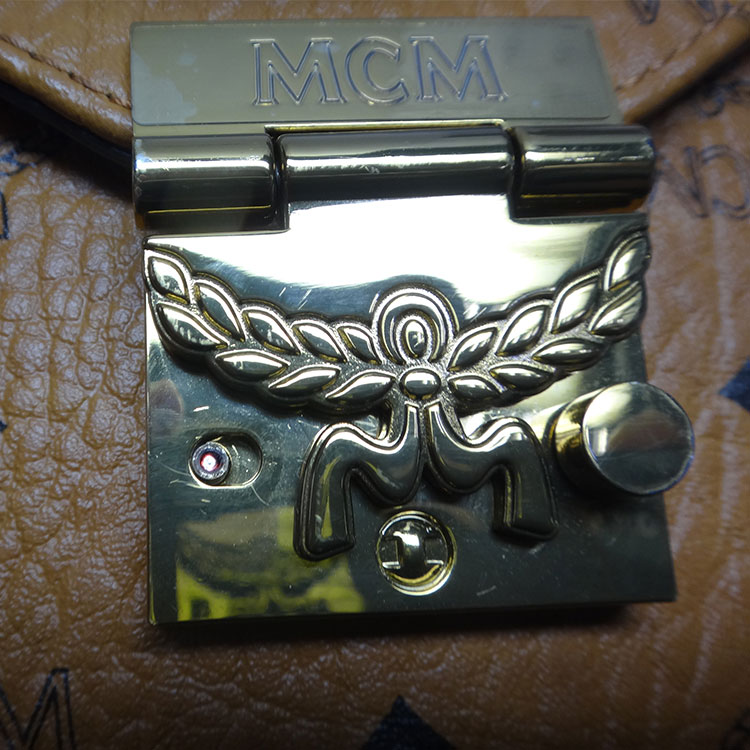 MCM包包五金件重做安裝