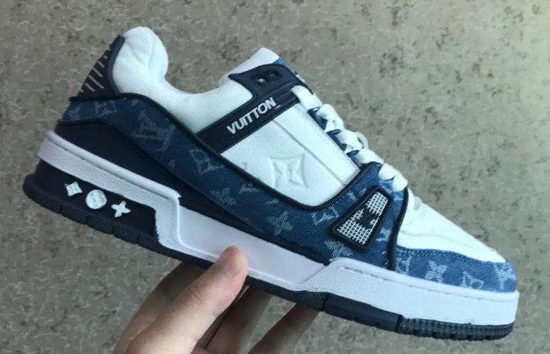 Lv的板鞋怎么清洗