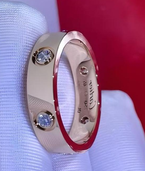 上海卡地亞LOVE戒指售后維修保養服務中心
