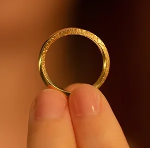 戒指維修為什么要往里面加金子