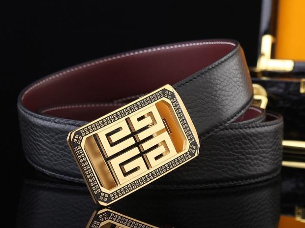 Givenchy紀梵希皮帶打孔后怎樣護理才能延長使用壽命？
