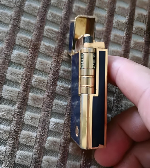 維修打火機時怎樣避免損壞外觀？打火機的打火石更換步驟與注意事項！