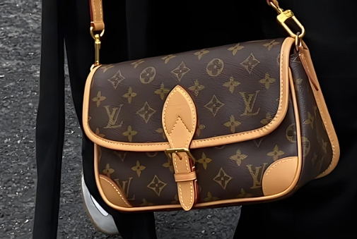 LV 包包的肩帶斷了，維修需要多久？