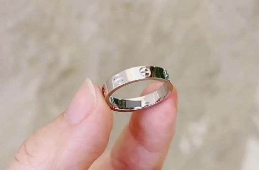 卡地亞戒指改小時如何選擇合適的尺寸？要去哪里改小？