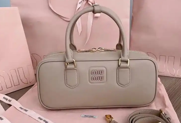 miumiu包包維修多少錢？miumiu包包哪里能專業維修？