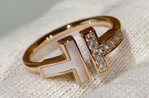 Tiffany戒指變形了，能否修復(fù)？