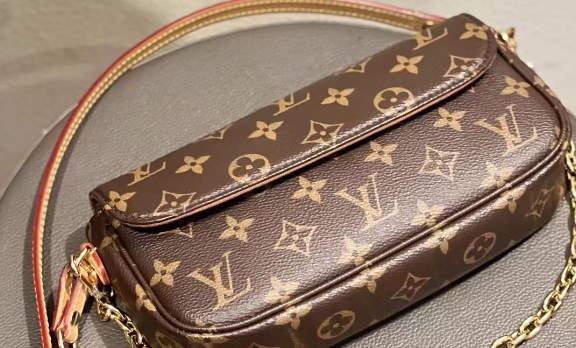 包包補色過算翻新嗎？包包補色能看出來嗎？