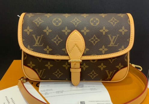 LV包包五金掉色怎么維修？LV包包維修去哪里？